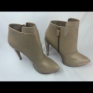 Hervé Leger cream Boots/Booties